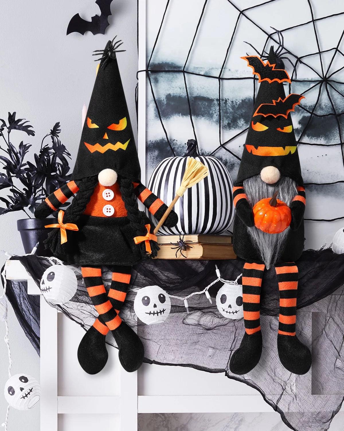 2PCS Halloween Gnome Plush Decorations - Mr and Mrs Handmade Scandinavian Tomte for Halloween Table Ornament, Tiered Tray Decor, Halloween Trick or Treat Gift